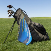 ニュージーランド、ボブのピークからクイーンズタウンを表示 ゴルフタオル (グリーン)