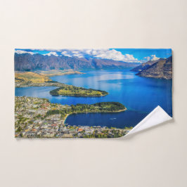 ニュージーランド、ボブのピークからクイーンズタウンを表示 バスタオルセット