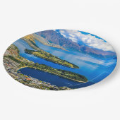 ニュージーランド、ボブのピークからクイーンズタウンを表示 ペーパープレート (アングル)