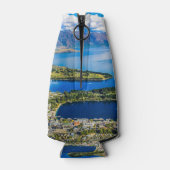 ニュージーランド、ボブのピークからクイーンズタウンを表示 ボトルクーラー (裏面)