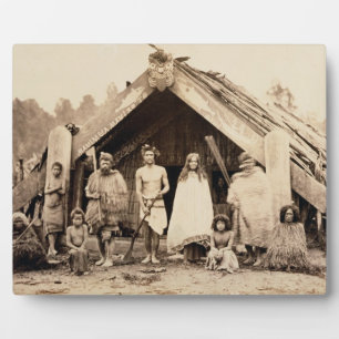 ニュージーランド，マオリファミリー， c.1880s (卵白プリント) フォトプラーク