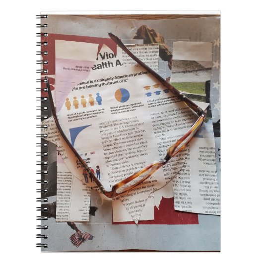 ニュースのスパイラルフォトノートブックで ノートブック (正面)