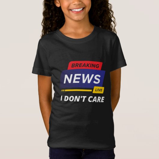 ニュースの速報気におもしろい Tシャツ (正面)