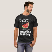 "ニュースもしは偽の歴史想像" – 無料のパレスティン Tシャツ (正面フル)