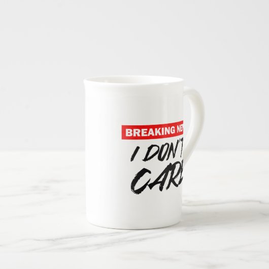 ニュースを報告しま気にす ボーンチャイナマグカップ (正面右)