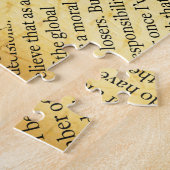 ニュース紙文字と古い紙 ジグソーパズル (側面)