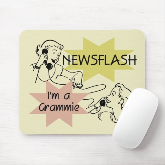 ニュース速報私はGrammieのTシャツおよびギフトです マウスパッド (マウス)