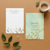 ニュートラルな緑の葉の足跡アート