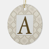 ニュートラルエレガントトーンでのモロッコトレリスのパターン セラミックオーナメント (左)