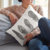 ニュートラルグレイトレンディーフェザー アクセントクッション