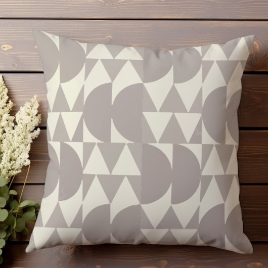 ニュートラルハーフトーンの幾何学的パターン クッション