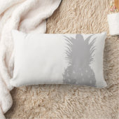 ニュートラルミニマリストグレーパイナップル ランバークッション (ブランケット)