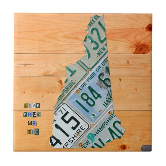 ニューハンプシャーのナンバープレートの地図のセラミックタイル タイル (正面)