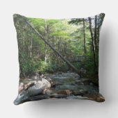 ニューハンプシャー州のPemigewasset River Bridge クッション (裏面)