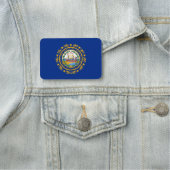 ニューハンプシャー州旗を持つ愛国的な名前タグ 名札 (インサイチュ)