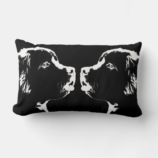 ニューファウンドランドの枕Newfoundlanderの子犬のギフト ランバークッション (正面)