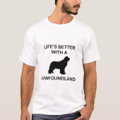ニューファンドランドがいる生活は最高 Tシャツ (正面)
