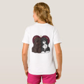 ニューファンドランドの子犬のハグ Tシャツ (裏面フル)