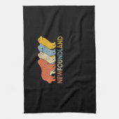 ニューファンドランド犬のバレンタインデー |愛の日の贈り物 キッチンタオル (縦)