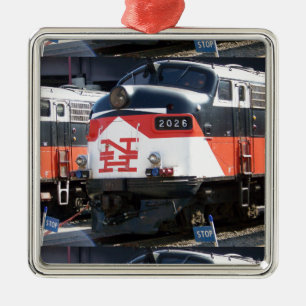 ニューヘブン鉄道、C – ドットFL 9M 2026 メタルオーナメント