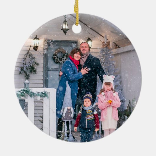 ニューホームファミリーフォトパイン素朴キャビンクリスマス セラミックオーナメント (裏面)