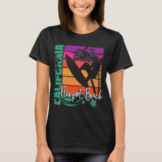 ニューポートビーチカリフォルニアレトロサンセットビーチサーファー Tシャツ