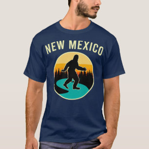 ニューメキシコビッグフット狩りサスカッチハンタースクアット Tシャツ