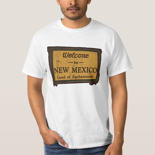ニューメキシコ歓迎の看板の男の値ティー Tシャツ (正面)