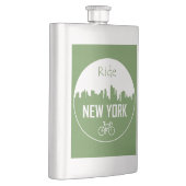 ニューヨークに乗る フラスク (右)