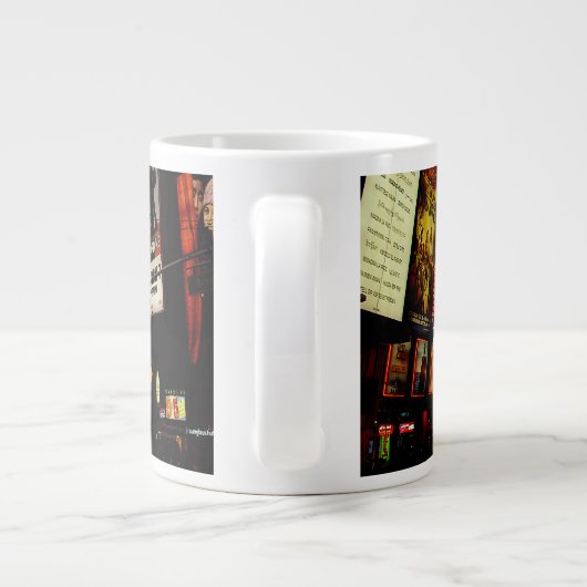 ニューヨークのコーヒーカップのタイムズ・スクエアの記念品のマグ ジャンボコーヒーマグカップ (裏面)