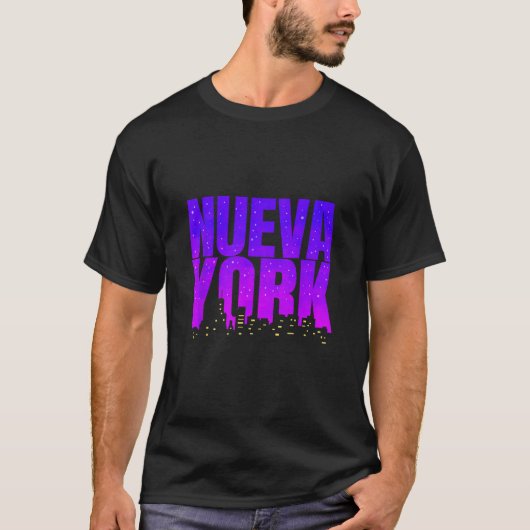 ニューヨークのスカイラインの夜Nueva York Tシャツ (正面)