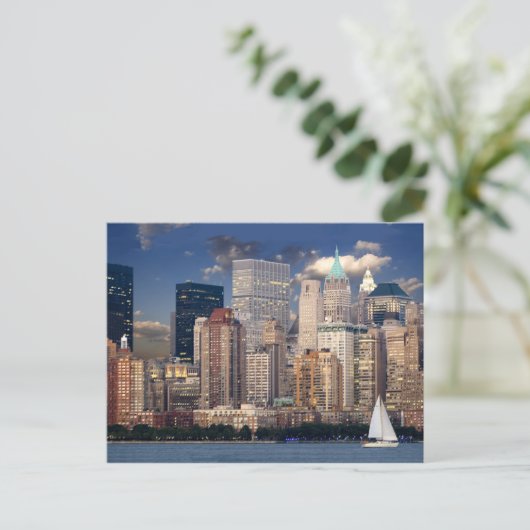 ニューヨークのハドソン川を航行すること ポストカード (スタンド正面)