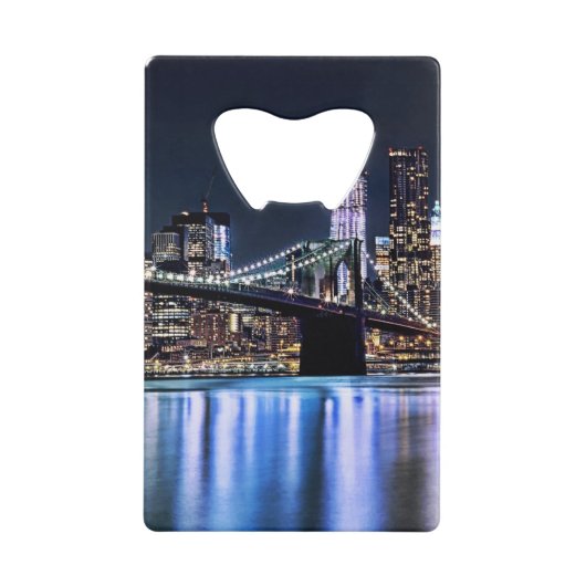 ニューヨークのブルックリン橋の反射の眺め クレジットカード栓抜き (正面)