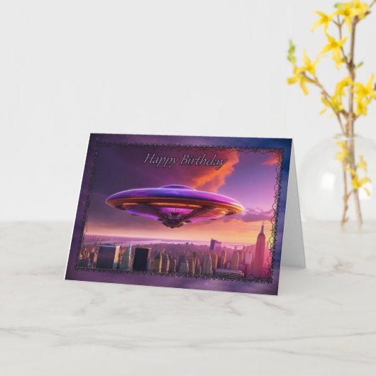 ニューヨークのボーイズカードの上の宇宙船誕生日 カード (黄色い花)