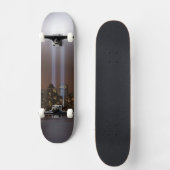 ニューヨークのライトの世界貿易センター捧げ物。 スケートボード (正面)