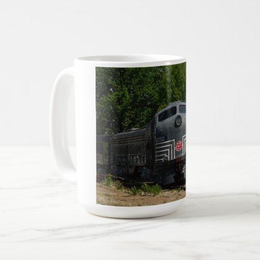 ニューヨークの中央ロコモーティブのマグ コーヒーマグカップ (正面左)