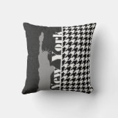 ニューヨークの千鳥格子のなLibetyの彫像 クッション (裏面)