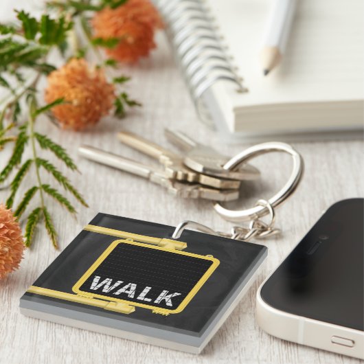 ニューヨークの横断歩道の印の歩行 キーホルダー (正面右)