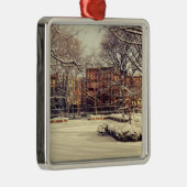 ニューヨークの美しい冬 メタルオーナメント (右)