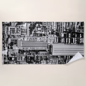 ニューヨークの街並み（モノクロ） ビーチタオル (正面)