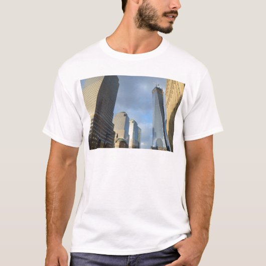 ニューヨークの超高層ビル Tシャツ (正面)