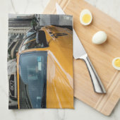 ニューヨークの黄色いタクシー キッチンタオル (四つ折り)