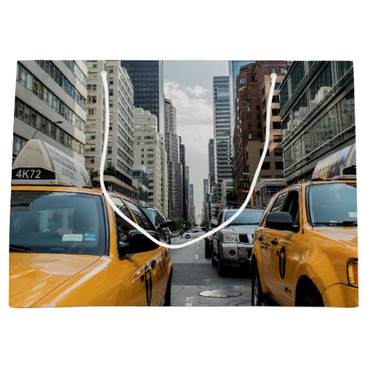ニューヨークの黄色いタクシー ラージペーパーバッグ (正面)