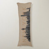 ニューヨークのNYのスカイラインペイントブラシ- ボディピロー (正面縦)