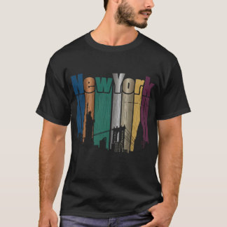 ニューヨークシティのレトロなスカイライン グラフィックTシャツ Tシャツ