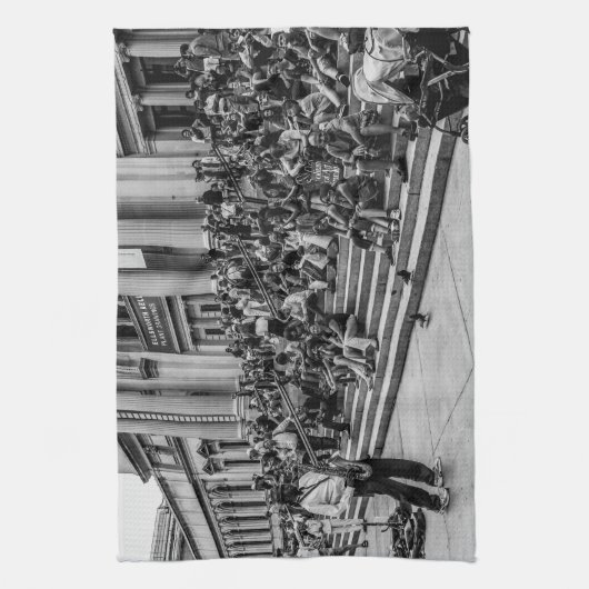 ニューヨークシティの通りのミュージシャンの実行者の写真 キッチンタオル (縦)