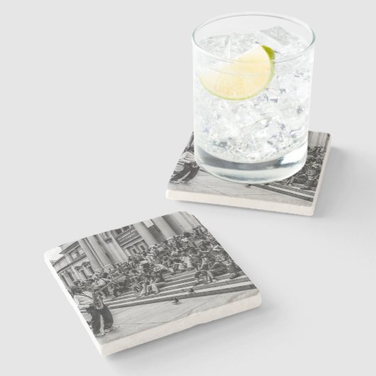 ニューヨークシティの通りのミュージシャンの実行者の写真 ストーンコースター (横)