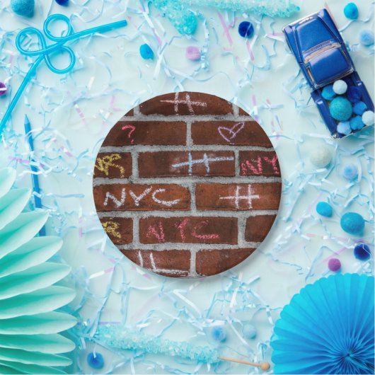 ニューヨークシティの通りの落書きの写真 ペーパープレート (パーティー)