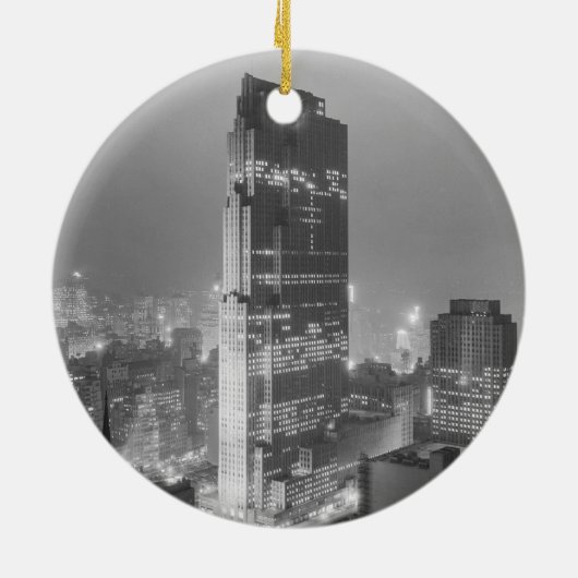 ニューヨークシティを造るロックフェラーの中心およびRCA セラミックオーナメント (裏面)
