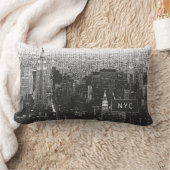 ニューヨークシティスカイライン | NYC |黒と白 ランバークッション (ブランケット)